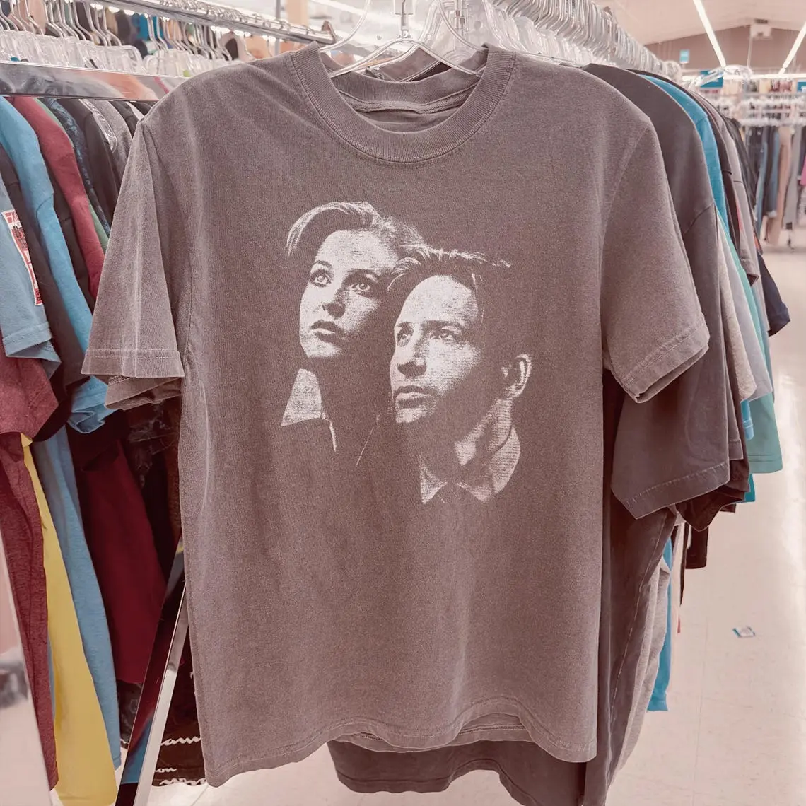 Comfort Colors® Vintage X-Files Shirt, Dana Scully & Fox Mulder Graphic Tee, 90s Sci-Fi Nostalgia T-Shirt