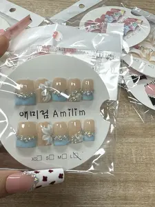 Cecilia(13944)gc.10 pairs of trendy duckbill nails – only $25.99! Comes in S, M, and L to fit every nail bed. Mix, match, and switch up your style daily. Grab yours before they sell out!