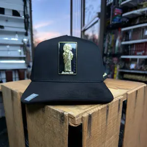 Bigg Boss San. Judas  black