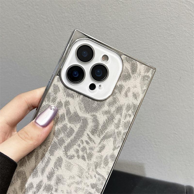 Luxury Rhinestone Square Edge Phone Case, Bling Diamond Full Camera Protection Shockproof Cover with Heart Design for IP 17 Pro max, 16plus, 15, 14, 13 junk