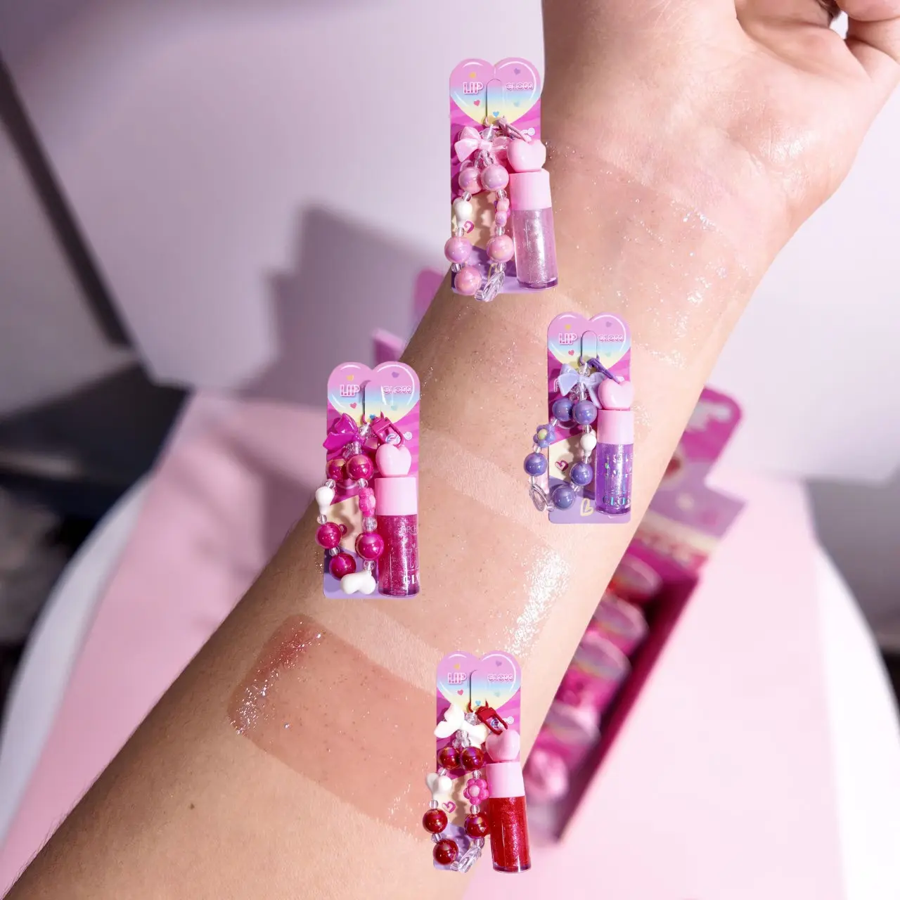 Flower Chain Heart Lip Gloss Set, Fruit Scented Moisturizing Lip