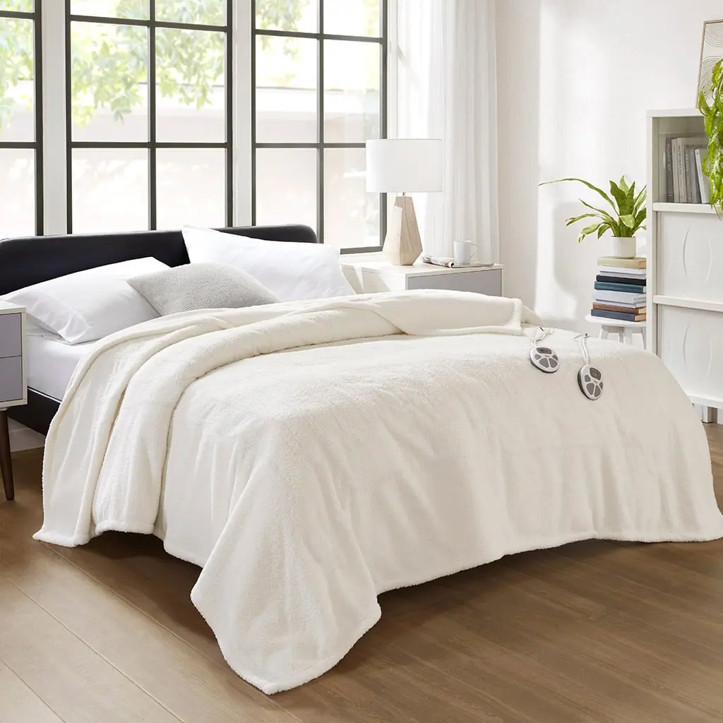 Serta ST54-3583 Dream Soft Heated Blanket - Twin Size, Ivory, 62x84x0.25 in, Lightweight Cozy, Warm, Lightweight Cozy Blanket, Warm Blanket