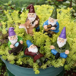 Garden Gnome Statue Decoration, Garden Sculptures Statues, 1 Box Creative Outdoor Garden Bonsai Decoration Plugin, Micro Garden Fairy Tale World Scene Decoration Accessories