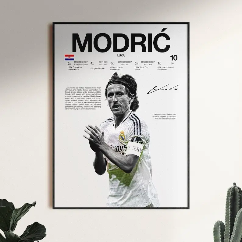 Luka Modric Poster, Real Madrid Wall Print, Football Player, Soccer Print Decor, Croatia Football, Football Soccer Gift.