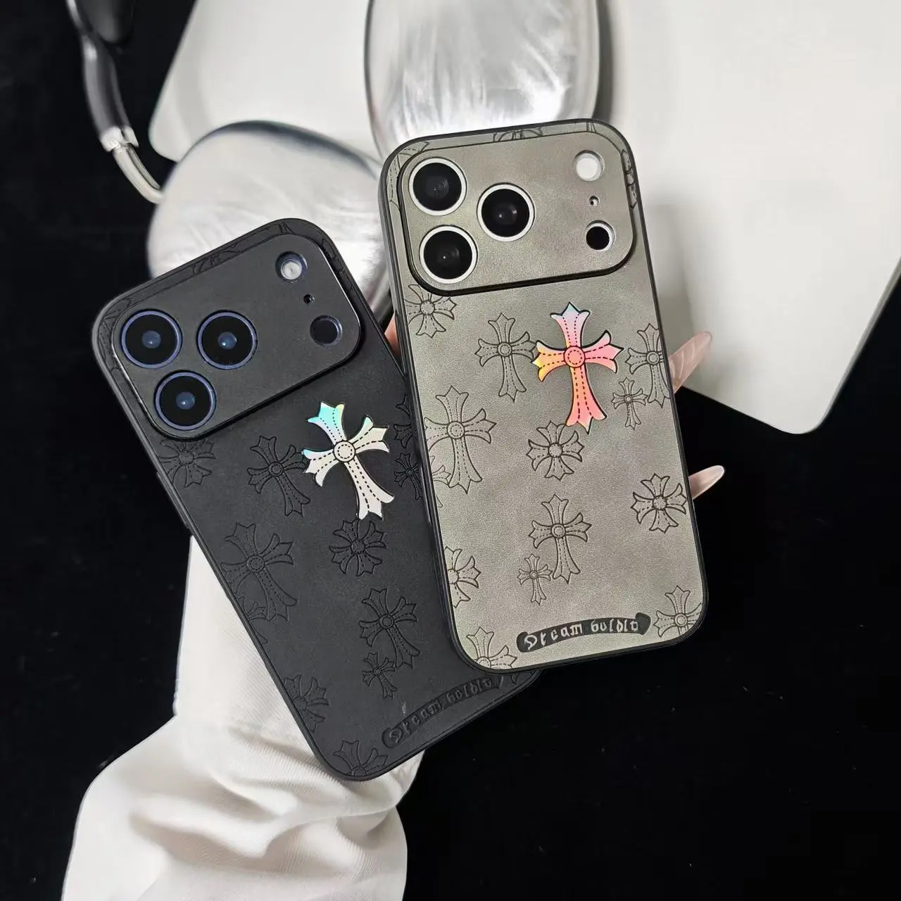 Premium Leather-Printed Textured iPhone Case, Compatible Models: iPhone 17, 16, 15, 14, 13, 12, 11 Pro, Pro Max, and Plus 17 Air series. The back features a design combining PU leather and TPU materials, providing robust drop protection. Unisex.