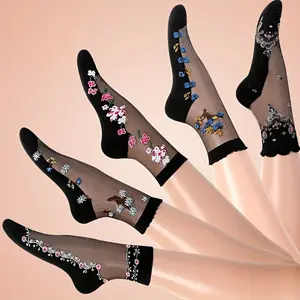 Women's 5-Pair Nylon Fiber Socks - 5 Pairs Mixed, Calf Height, Knee-Length, Mid Tube, Spring-Summer Thin Breathable Jacquard, Quilted Bow & Cartoon Print, Comfortable, Ideal Gift for Family
