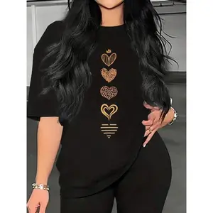 Women's heart-shaped printed short-sleeved T-shirt: round neck loose version, moderate fabric thickness, breathable and not sweaty, suitable for daily commuting and other occasions