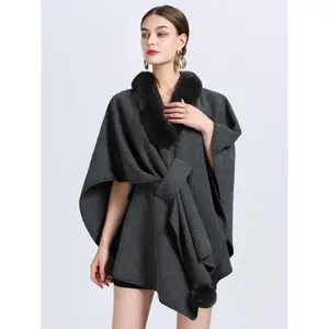 Women's Solid Color Contrast Faux Fur Trim Shawl, Casual Warm Cape Shawl for Daily Wear, Fashion Accessories for Women & Girls