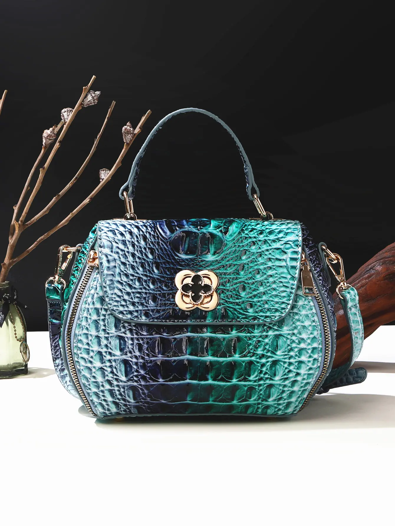 Women's Crocodile-Embossed Shoulder Handbag with Adjustable Strap, Versatile Daily-Dating Accessory, Ideal Gift for Her
