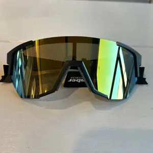 Bomber Eyewear - Stylish Sunglasses with Reflective Lenses for Everyday Use in Casual and Professional Settings