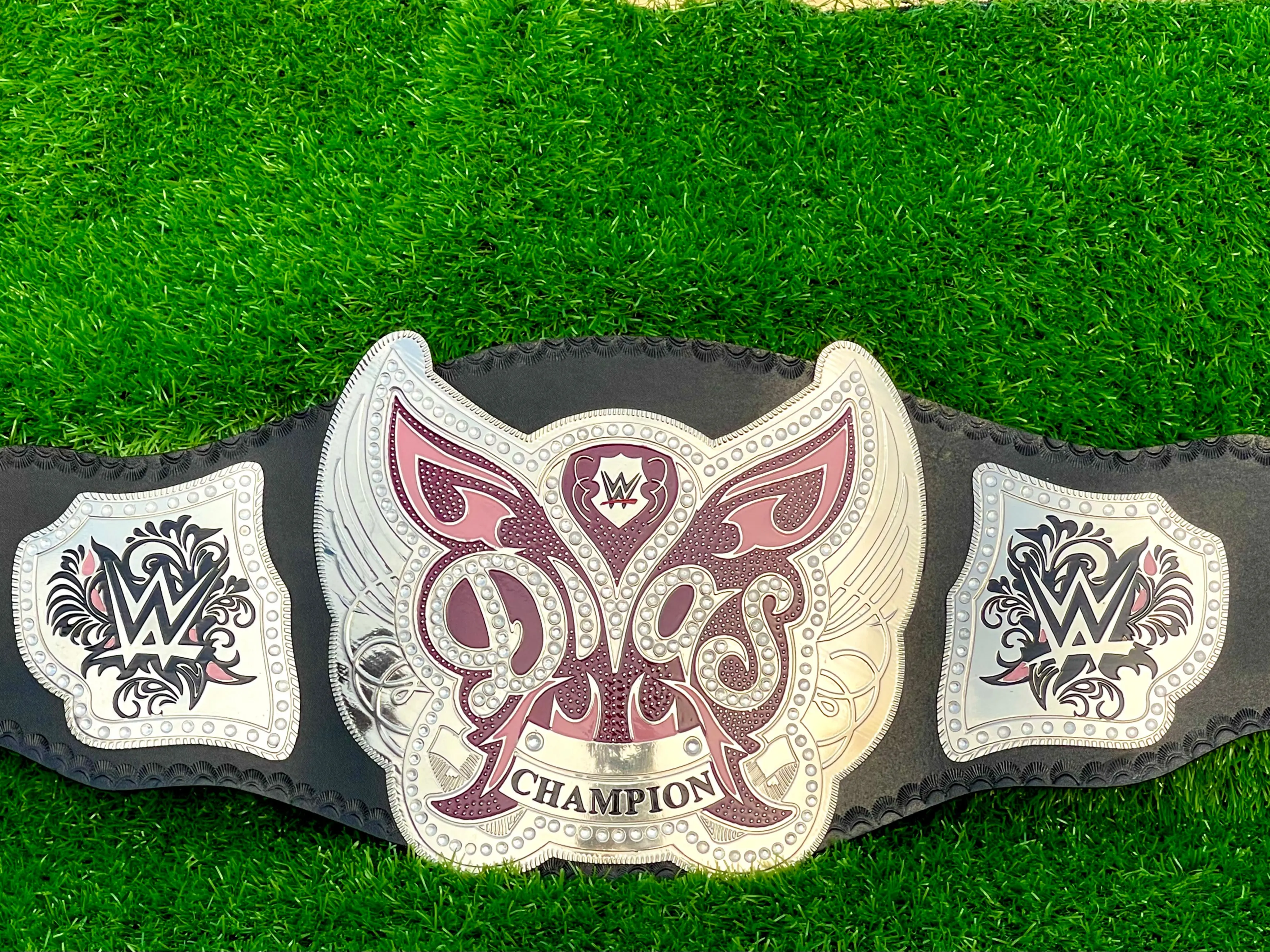 Divas Women World Wrestling Championship Replica Title Belt Adult Size
