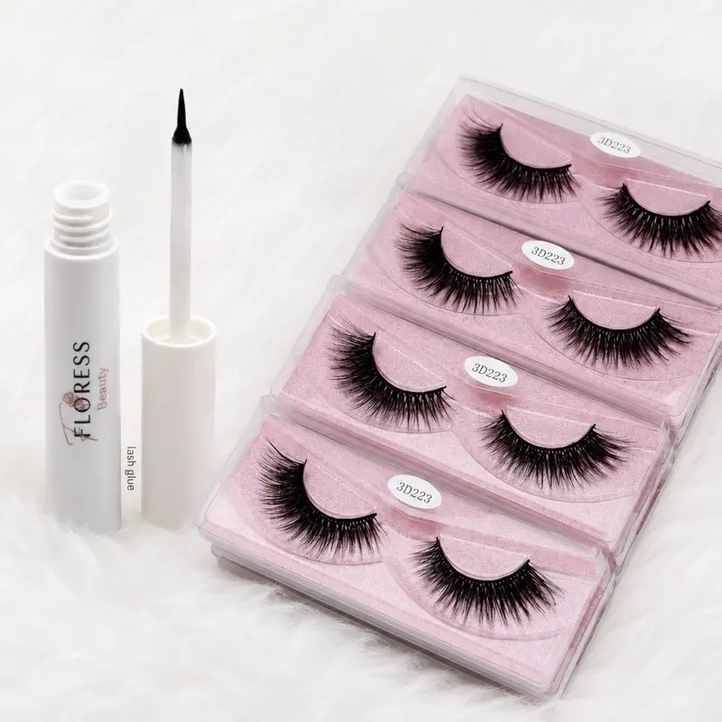 Aura Eyelashes