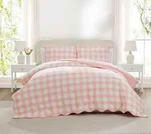 Hallmark Checkered Bliss 3-Piece Scalloped Quilt Set, F/Q