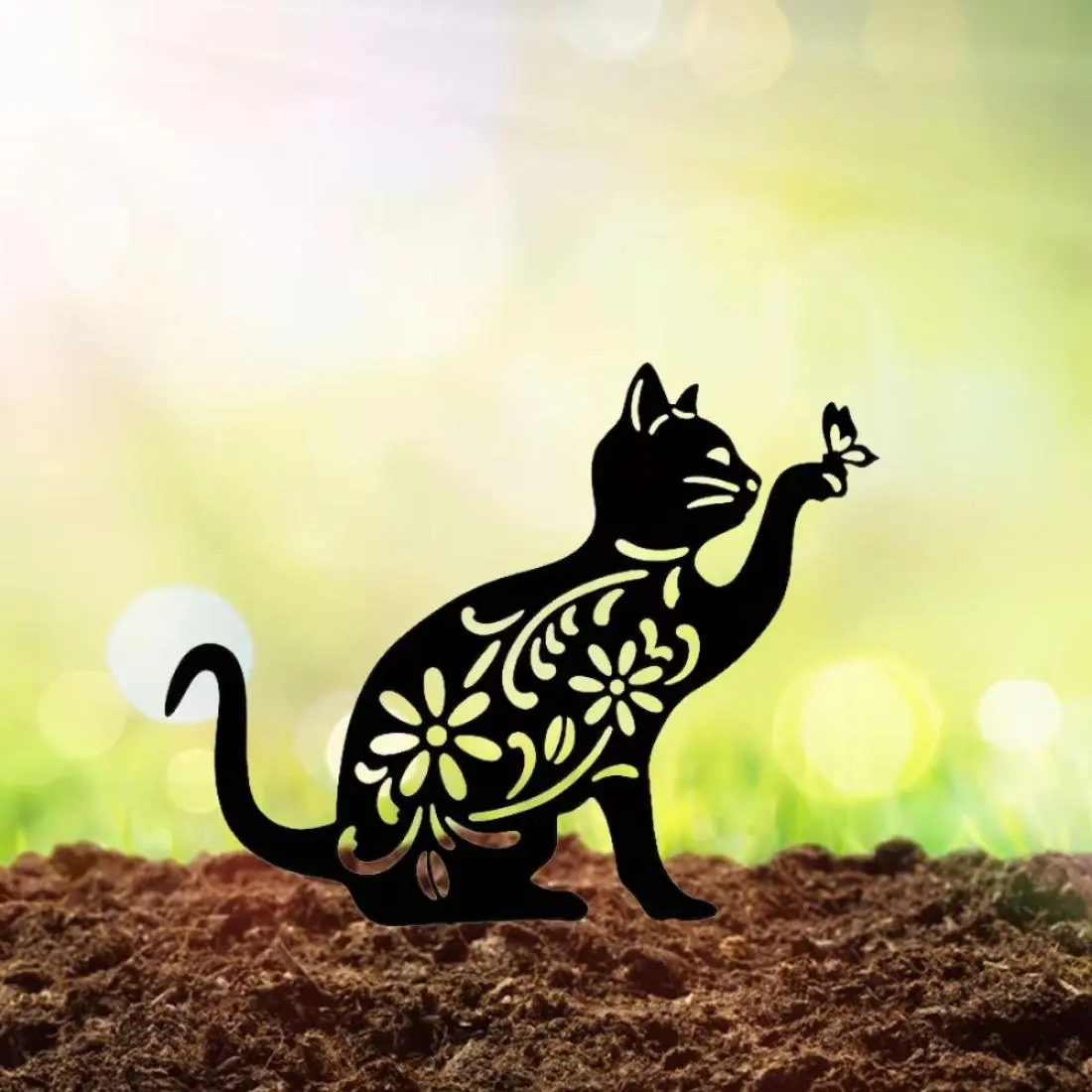 Creative Cat Design Garden Ornament, Hollowed-Out Cat Decoration, Charming Landscape Decoration for Outdoor Courtyards