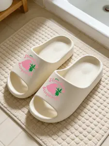 1 Pair Black Strawberry Letter Slides Sweet Korean Style Anti-odor Anti-slip Soft EVA Thick Sole Slippers For Cute Girls Home Bathroom