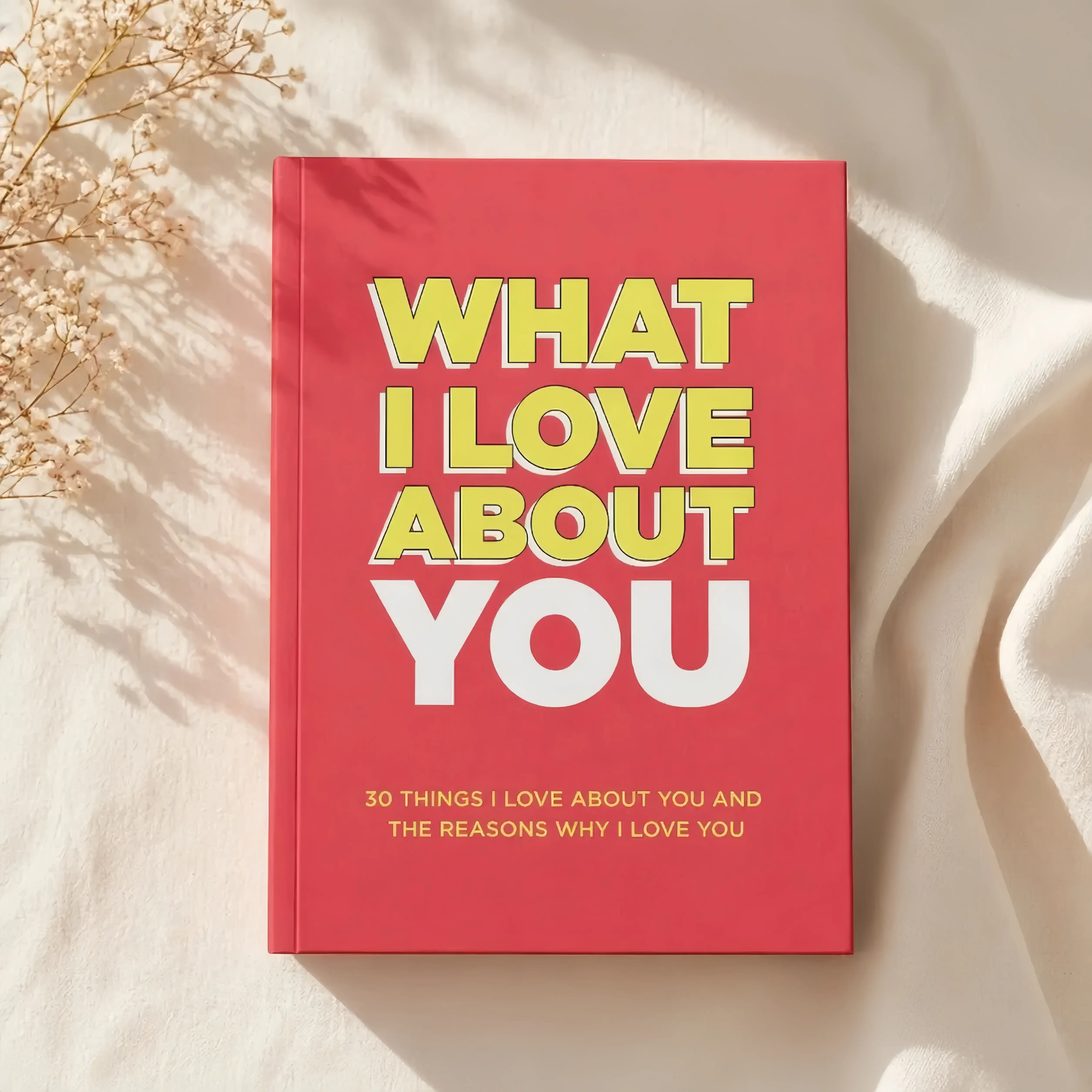 What I Love About You Fill-in-the-Blank Book, Romantic DIY Love Journal for Couples, Anniversary Gift, Valentine’s Day Surprise, Birthday Gift, 30 Prompts, 76 Pages Love Keepsake