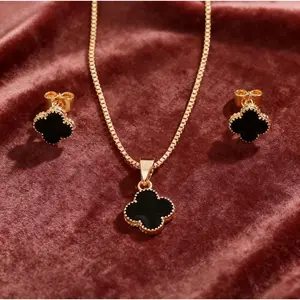 Ladies’ Fashion Elegant Flower Jewelry Set - Earrings + Necklace for Women’s Daily Outfits