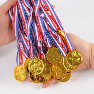 5/10count Gold Plastic Winner Medals Trophy Children Sports Game Prize Awards Toy Kids Soccer Birthday Party Favors Pinata Fillers