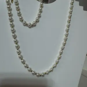 Pearl Set - Elegant Pearl Necklace with Gold Accents for Women's Fashion