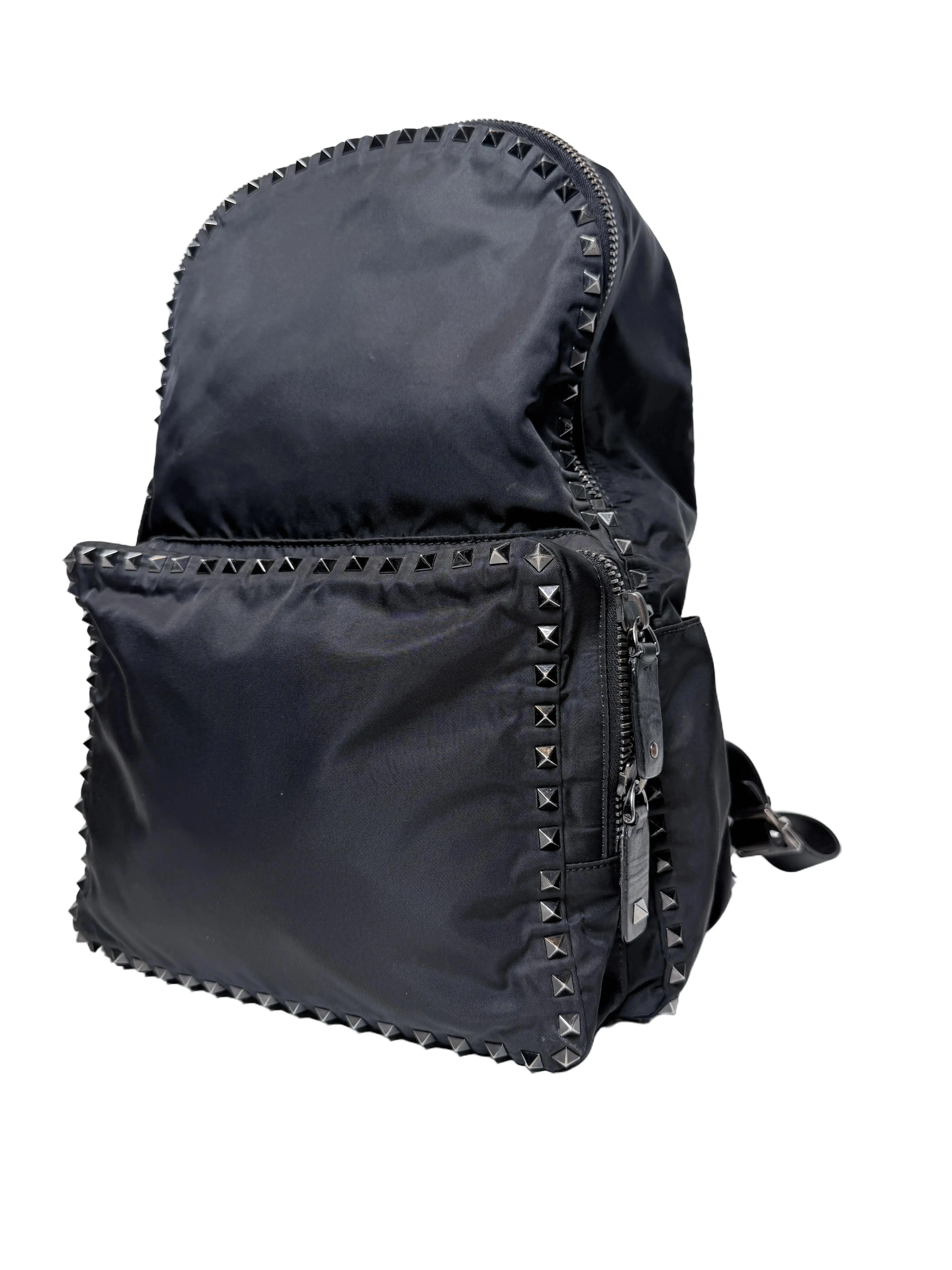 Pre-owned Valentino Leather Backpacks Valentino Authentic Garavani Rockstud Backpack JXVL2