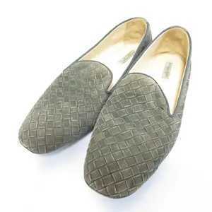 Pre-owned Bottega Veneta Calfskin Small Leather Goods Intrecciato Leather Slip on