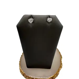 Lab Gown Heart Shaped Studs - Heart-Shaped Design for Men and Women, Versatile Accessory for Everyday Wear