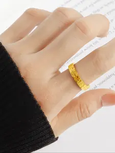 Ancient Hammered Plain Circle Plated 18k Gold Ring, Unisex Couple Design, Simple Versatile Non-Fading Finger Ring