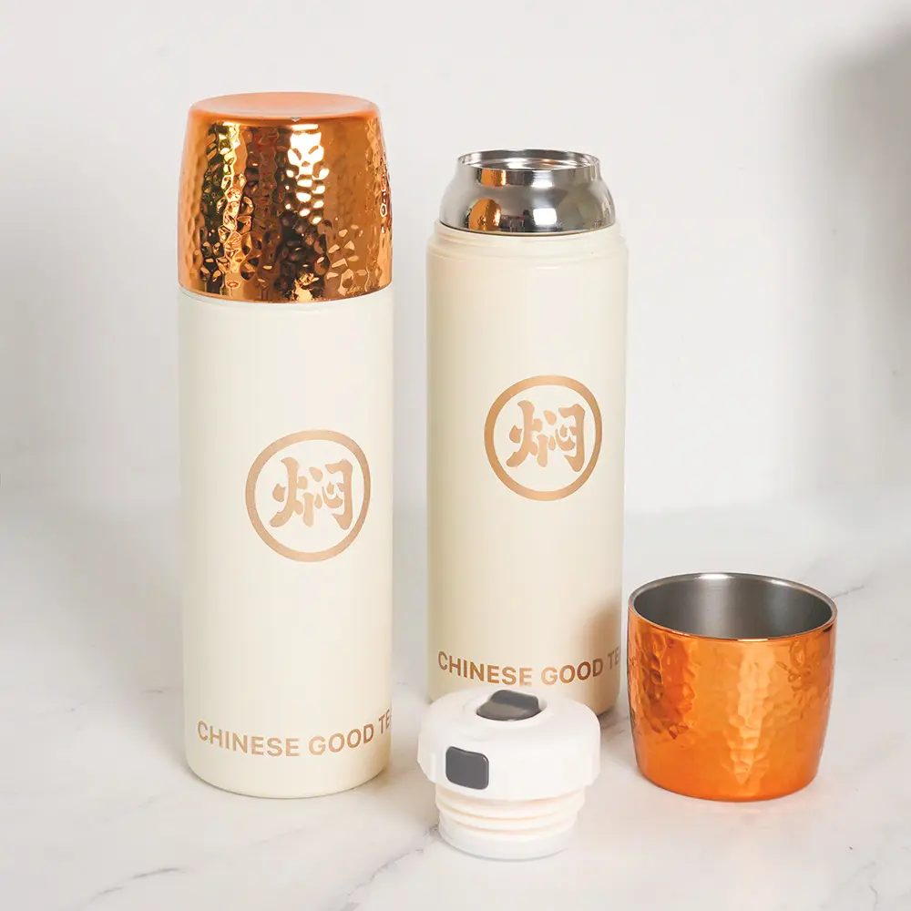 2022 winter starbucks cup STARBUCKS WINTER COLLECTION 2022 Studded Waxberry