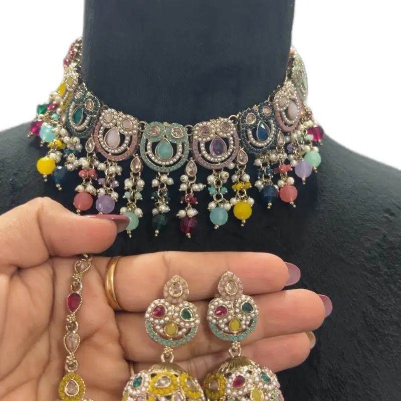 Multi kundan set