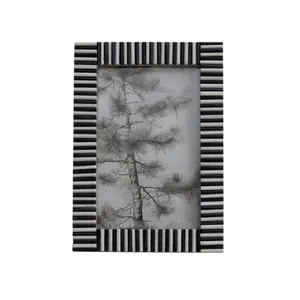 Black & White Ribbed Picture Frame