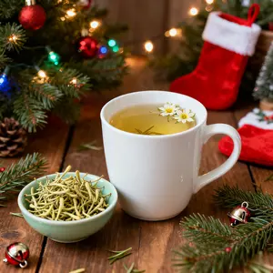 30g jar of dried honeysuckle flowers, blended with dandelion and cassia seeds tea steeped in water for a soothing throat drink. Ideal for those who frequently use their voices.