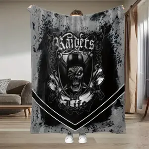 2D Flat Printing Skull Banner Throw Blanket, Gothic Punk Home Decor with Raiders Text - Ultra Soft Thick Flannel Warm Bedspread for Couch Bedroom Living Room - All-Season Heavy Metal Style Blanket, Perfect Holiday Festival Gift for Raiders Fans