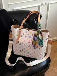 Vintage Elegant Fashion Unique Design Women's Crossbody Floral Bag, 2026 New Trendy Versatile Handbag, Stylish and Chic Accessory