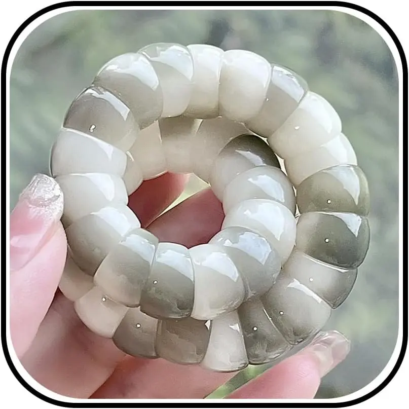 A1: Grayish-white bracelet