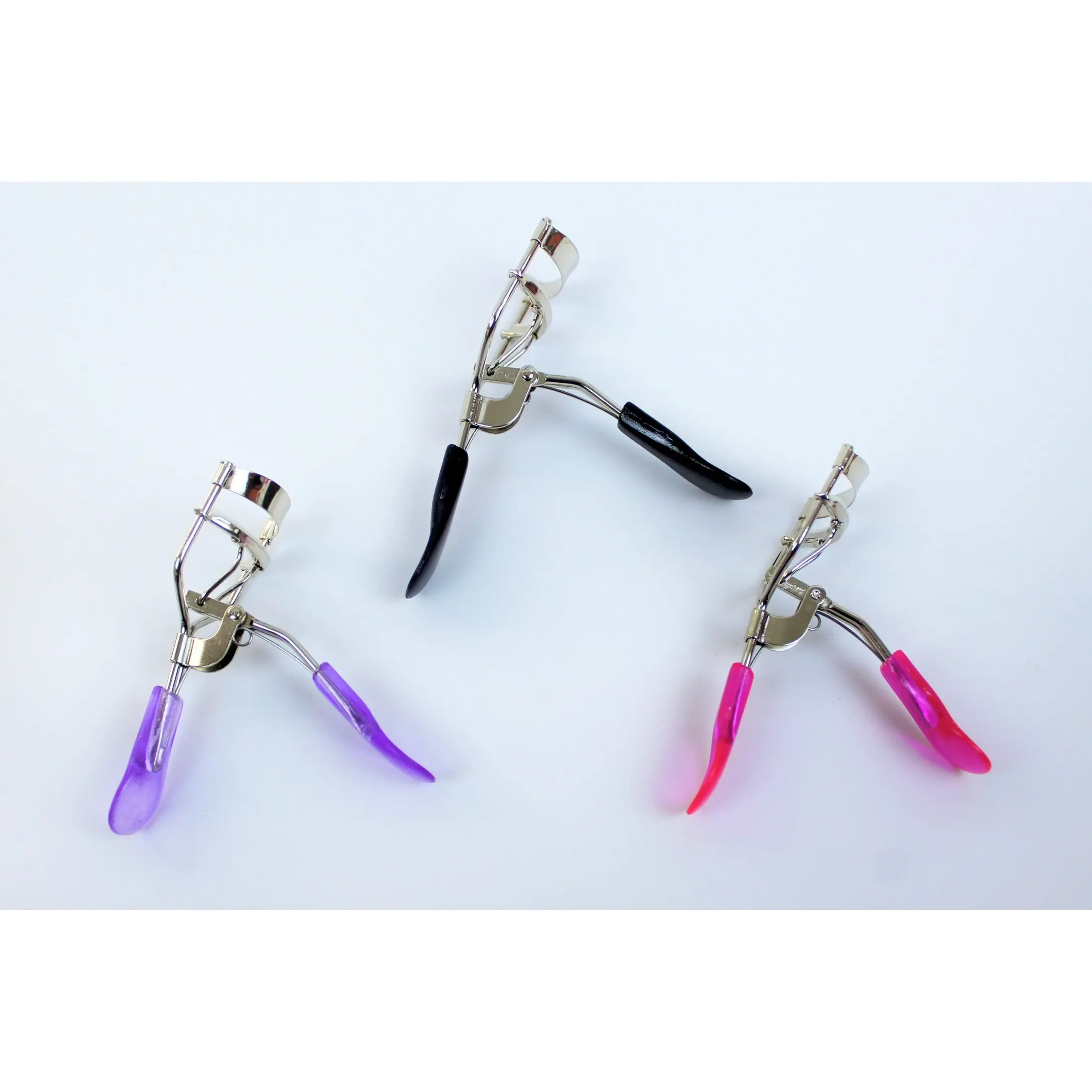 EYELASH CURLER