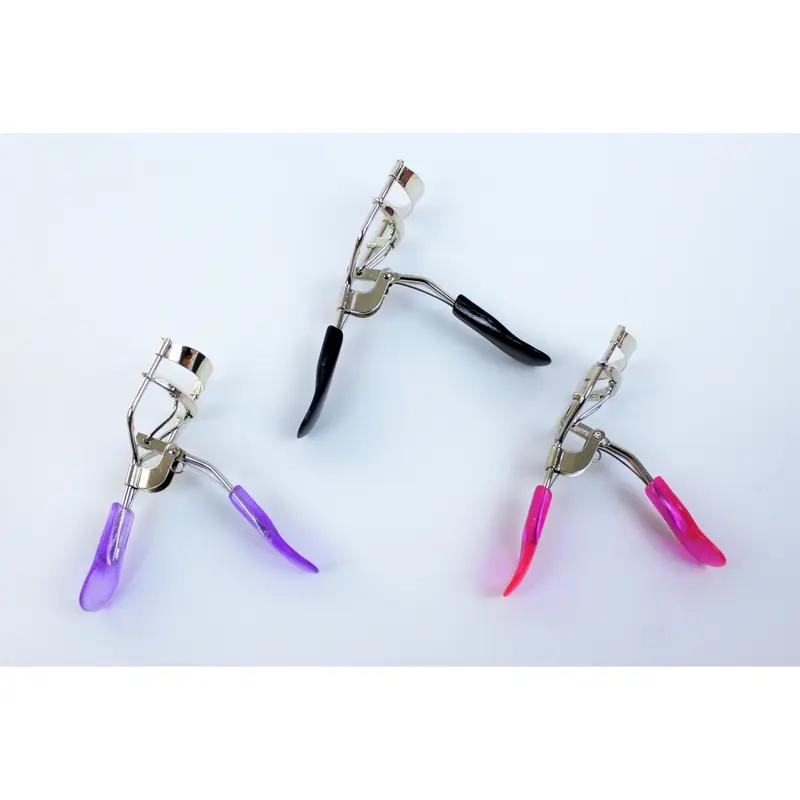 chanel eyelash curler - TikTok Shop