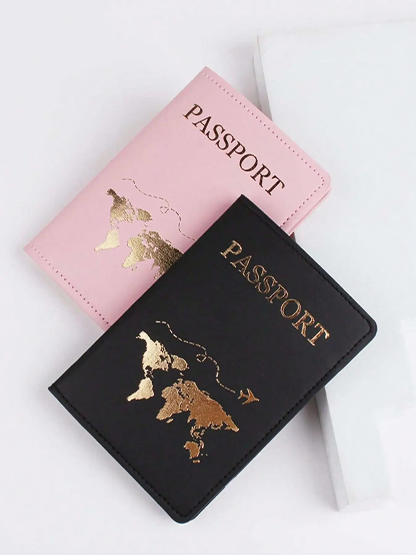 PU Leather Couple Passport Cover, Passport Case, Passport Holder, Passport Wallet, Card Holder with Map Pattern - Lightweight, Stylish Travel Accessory, Travel Essentials