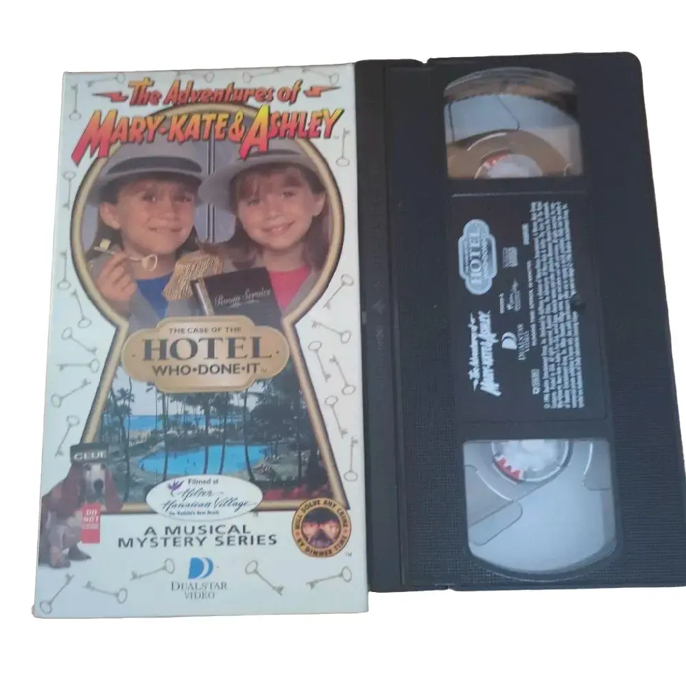 The adventures of Mary-Kate and Ashley - the Case of The Hotel Who Done it (VHS)