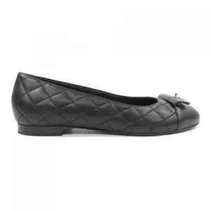 Pre-owned CHANEL Calfskin Small Leather Goods Lambskin Flats