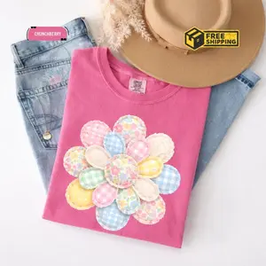 Faux Quilted Patchwork Daisy Shirt, Vintage Floral Cottagecore Shirt, Faux Patchwork Flower Shirt, Comfort Colors Floral Graphic Tee