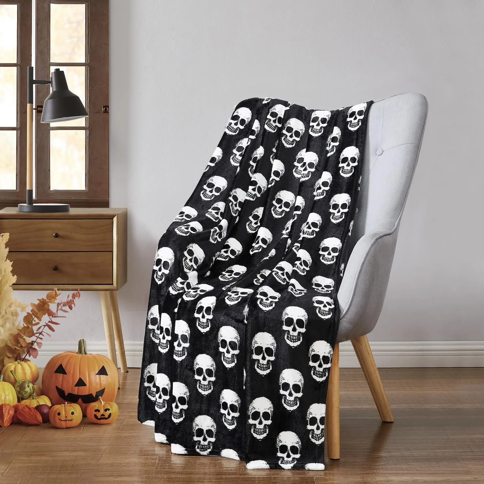 Ultra Soft & Plush Autumn & Halloween Chic Themed Oversized Accent Throw Blankets - Assorted Styles (Skulls)