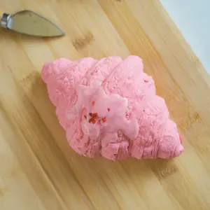 Stress Relief - Strawberry Croissant Slow-Rebound Squishy Toy