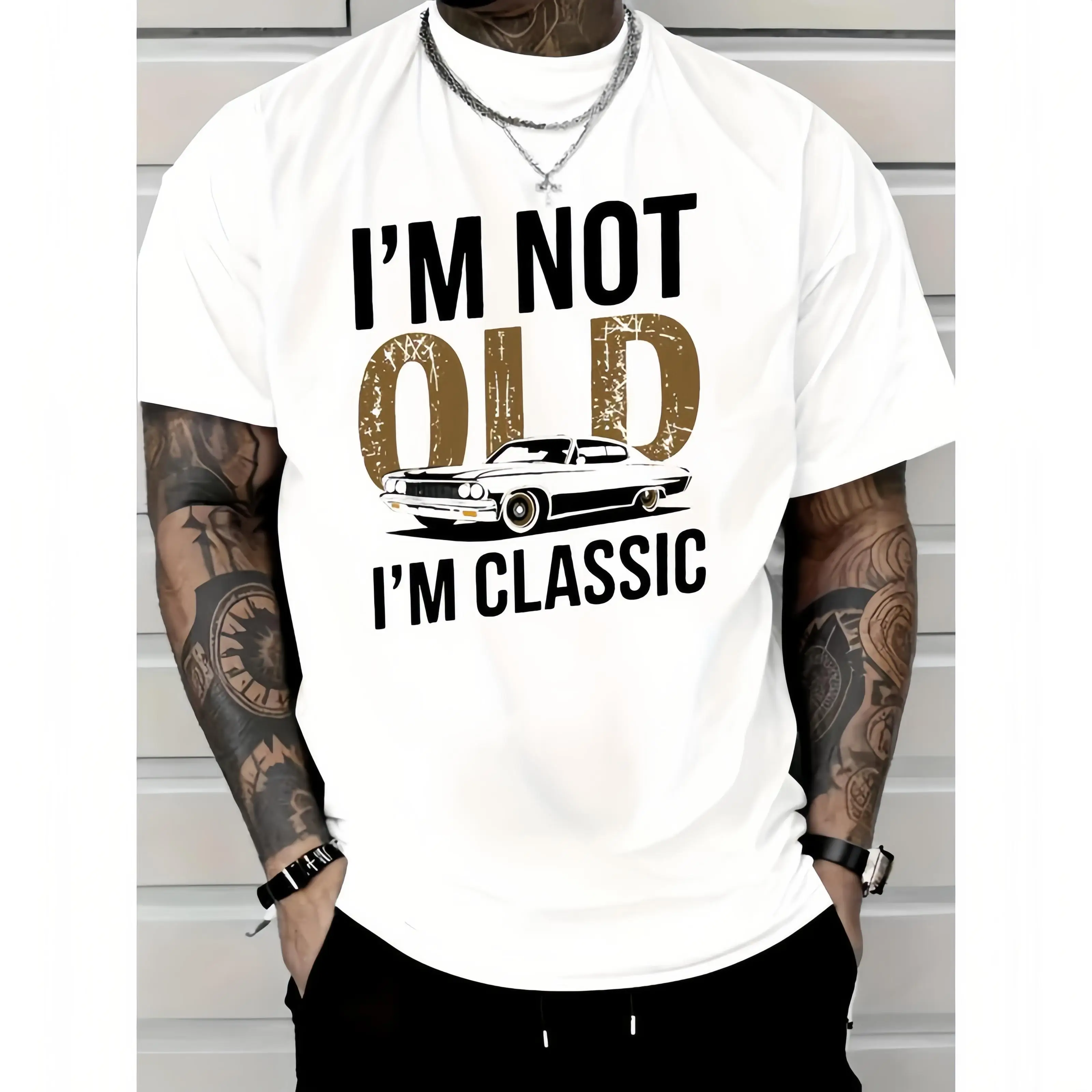 Men's "I'm Not Old, I Am Classic" Pattern T-shirt-Soft Cotton, Casual Crew Neck, Short Sleeve, Vintage Car Print-Durable and Breathable, Suitable for