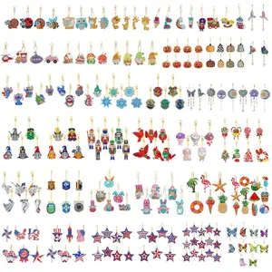 Diamond Painting Keychain Craft Kit — DIY Cartoon Bag Charms & Double-Sided Holiday-Themed Keychain