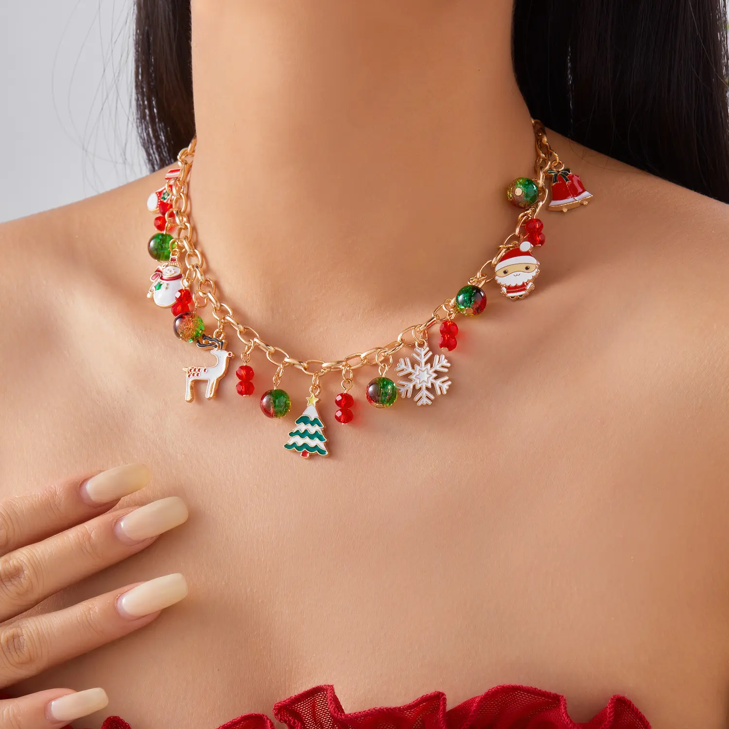 Fashion Christmas Necklaces for Women Santa Claus Xmas Tree Snowflake Elk Snowman Pendant Metal Clavicle Choker Girl Party Gifts