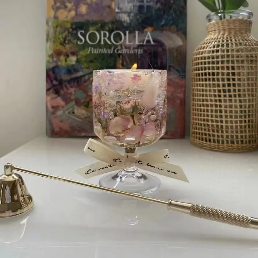 Embossed Rose & Baby's Breath Jelly Wax Candle - Aromatherapy Home Decor Gift Set for Bedroom