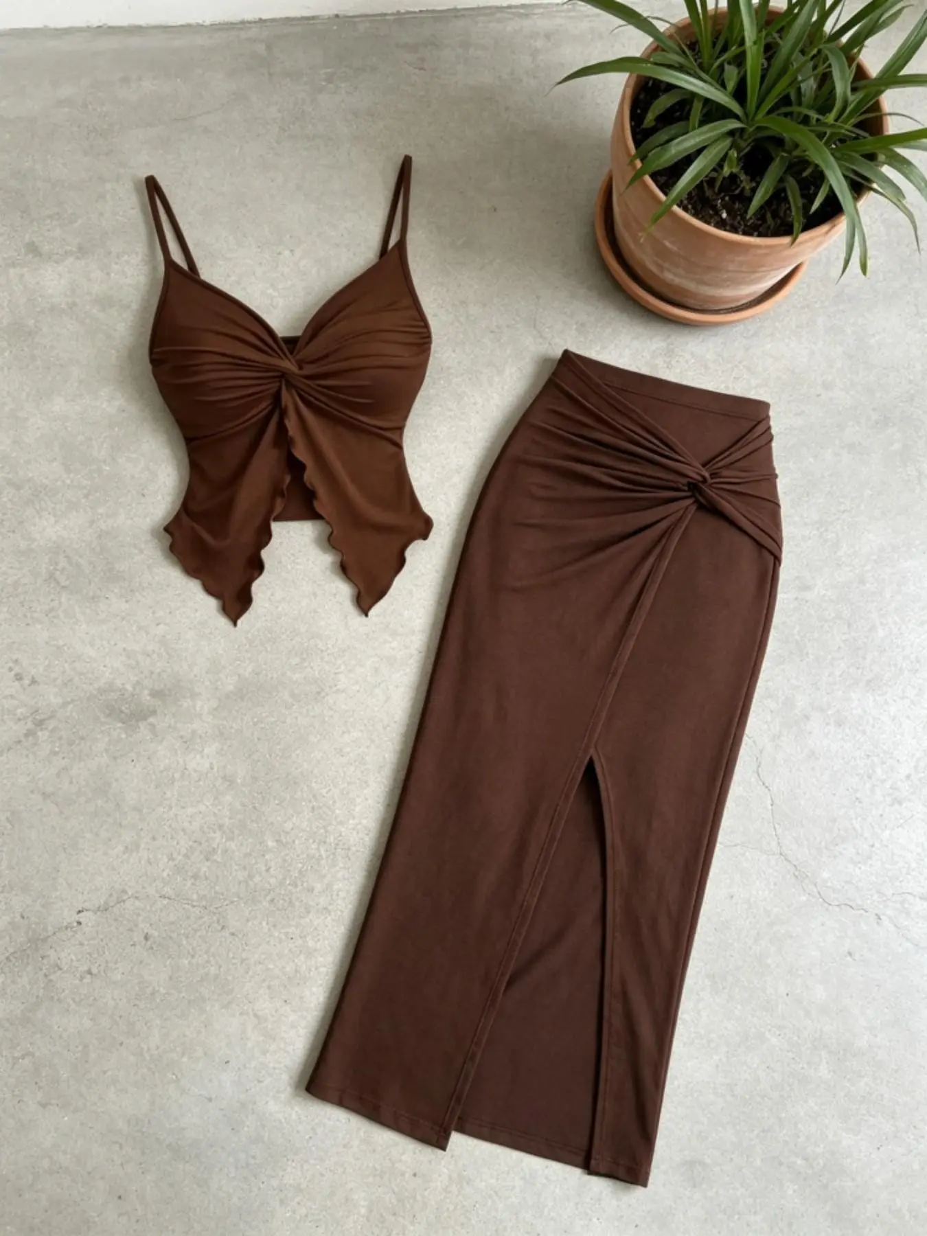 Sexy Two-Piece Matching Set, Plain Color Knot Spaghetti Strap Top and Split Knot Skirt, Casual Chic Fitted Set for Women, Womenswear, Clothes