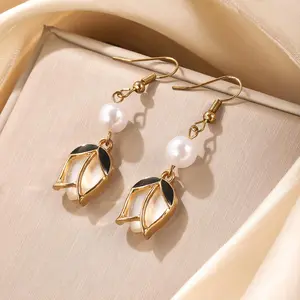 Vintage Elegant Alloy Earrings Featuring Tulip Floral Design And Cat'S Eye Stones, Perfect for Christmas And New Year Gifts, Ideal for Autumn And Winter Luxury Additions