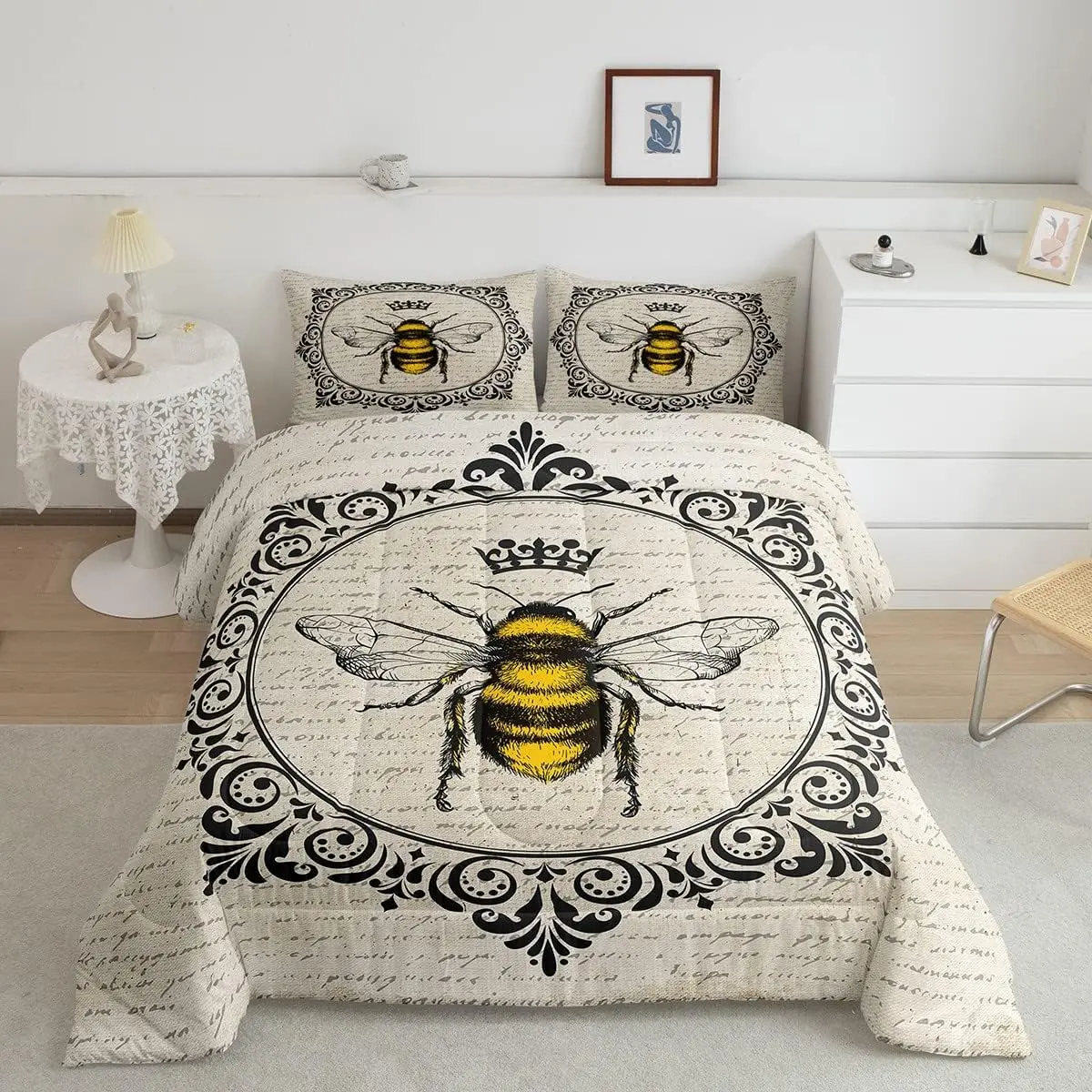 Feelyou Kawaii Bee Animal Themed Bedding Set - Retro 70s-80s Grunge Style Quilted Comforter Bedspread Decorative Set with Duvet Insert, Travel-Friendly, Multi-Size Options, Bedspread Set, Decorative Bedding Set