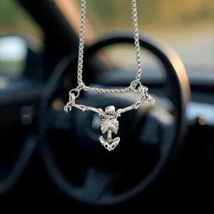 Vintage Gothic Skull Pendant Car Rearview Mirror Decoration, Halloween Ghost Festival Car Ornament, Punk Style Skeleton Charm Accessory, Car Interior Accessory